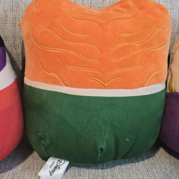 A set of Hocus Pocus Sanderson Sisters Squishmallows - Picture 6 of 7